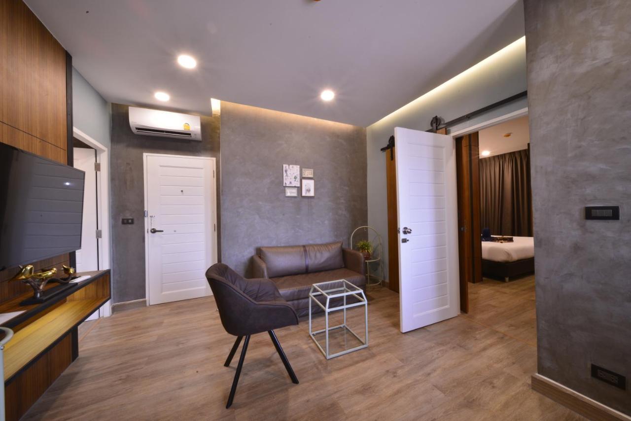 Sureena Hotel Pattaya Extérieur photo
